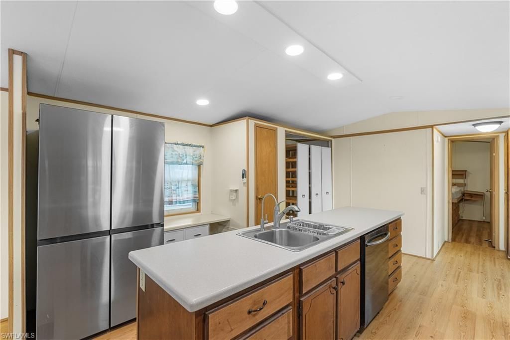 17 Spoonbill Ave , Everglades City, FL 34139 Photo