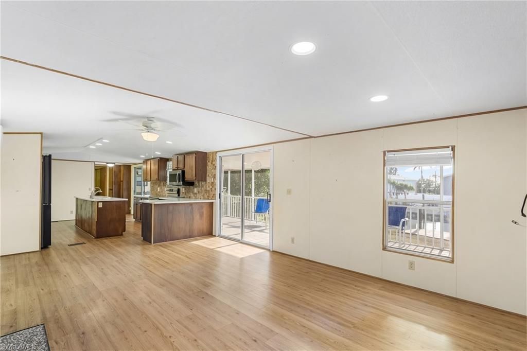 17 Spoonbill Ave , Everglades City, FL 34139 Photo