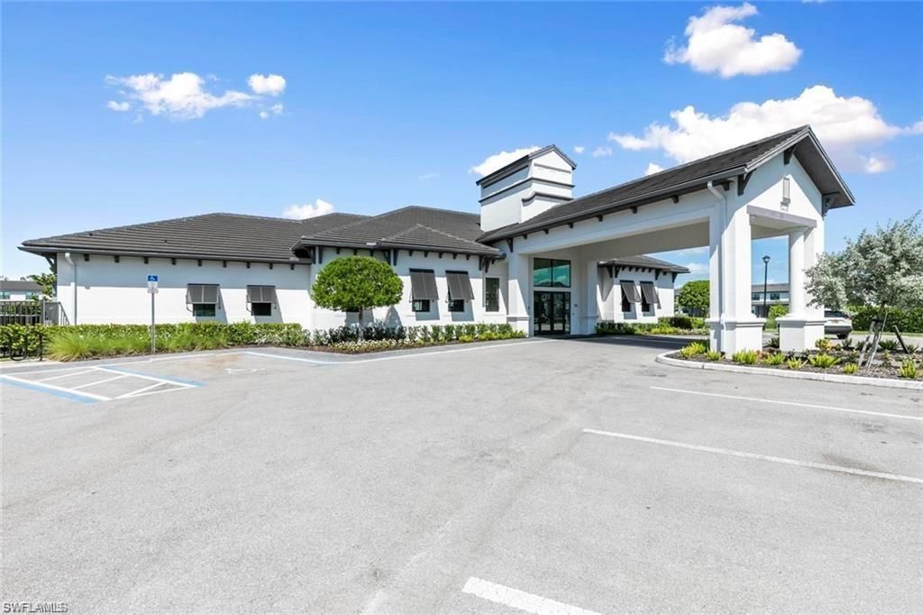 7535 Rockefeller Dr , Naples, FL 34119 Photo