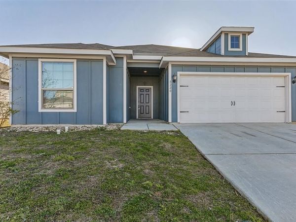 8220 Buck Mountain Pass, Fort Worth, TX 76179
