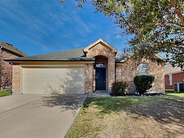 904 Brighton Way, Burleson, TX 76028