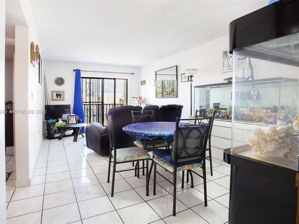 1530 SW 2nd St , Unit 405, Miami, FL 33135