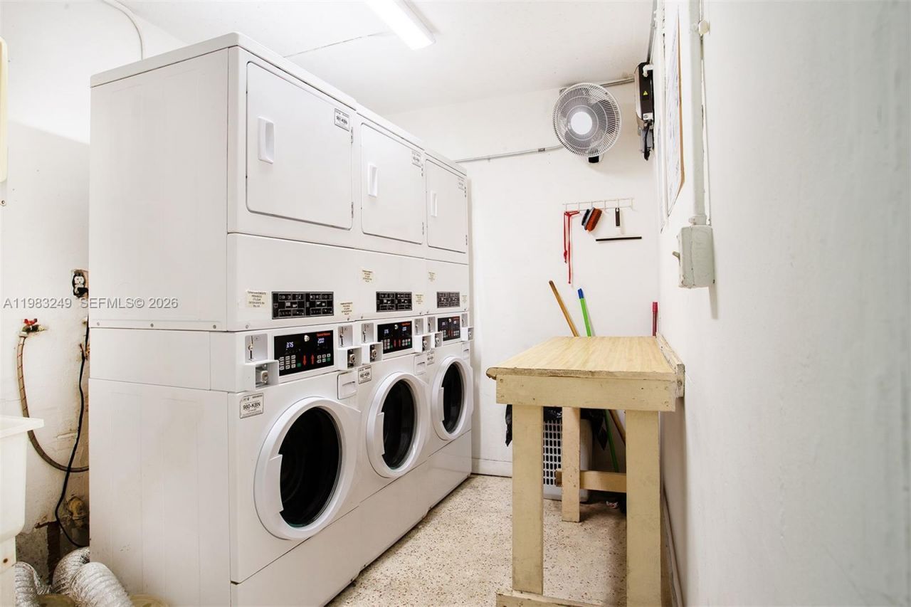 1530 SW 2nd St , Unit 405, Miami, FL 33135 Photo