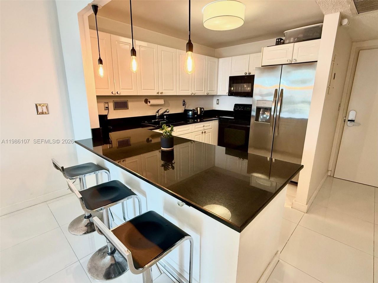2301 Collins Ave , Unit 931, Miami Beach, FL 33139 Photo