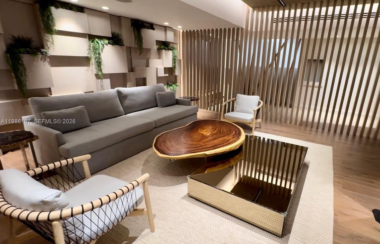 2301 Collins Ave , Unit 931, Miami Beach, FL 33139 Photo