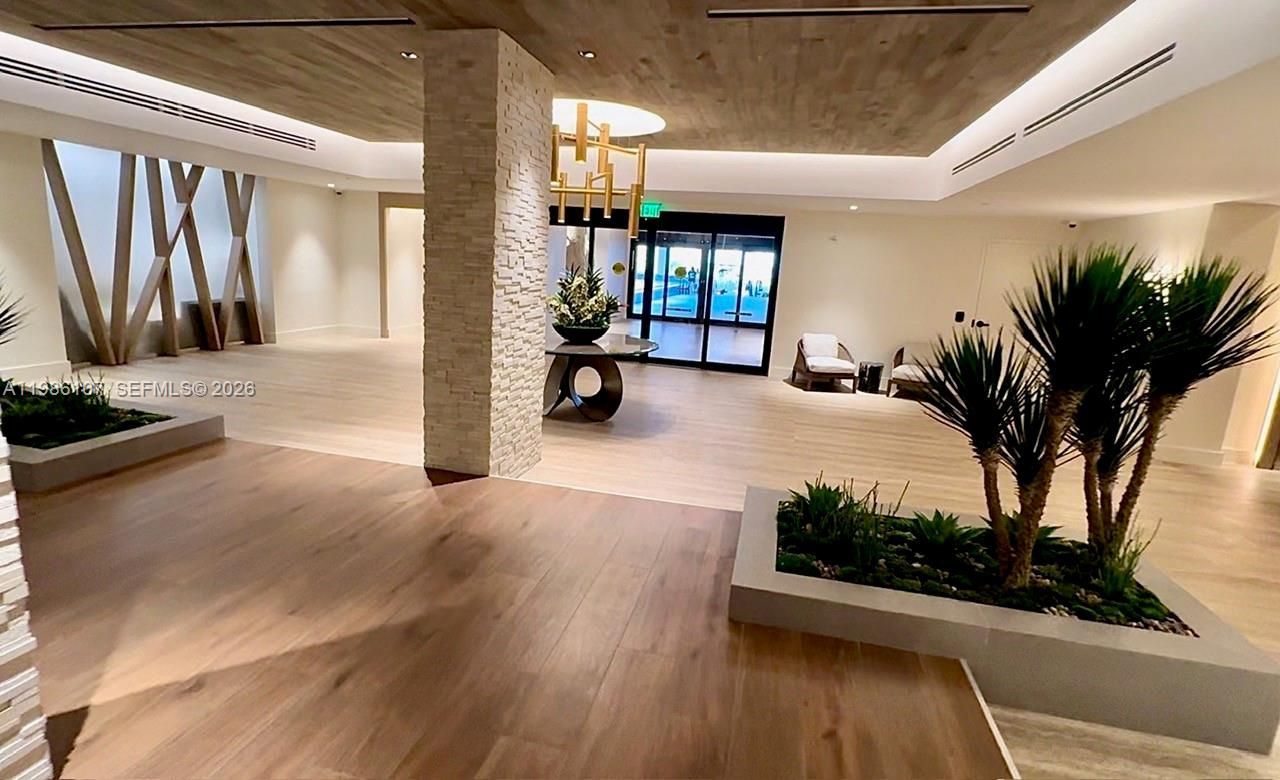 2301 Collins Ave , Unit 931, Miami Beach, FL 33139 Photo