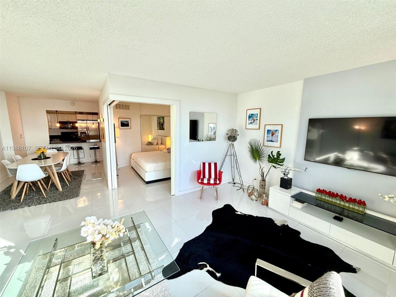 2301 Collins Ave , Unit 931, Miami Beach, FL 33139 Photo
