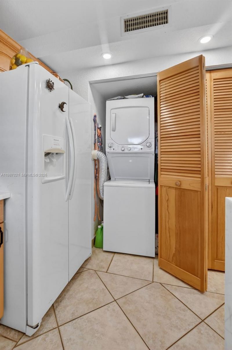 333 SE 20th Ave , Unit G2 (104), Deerfield Beach, FL 33441 Photo