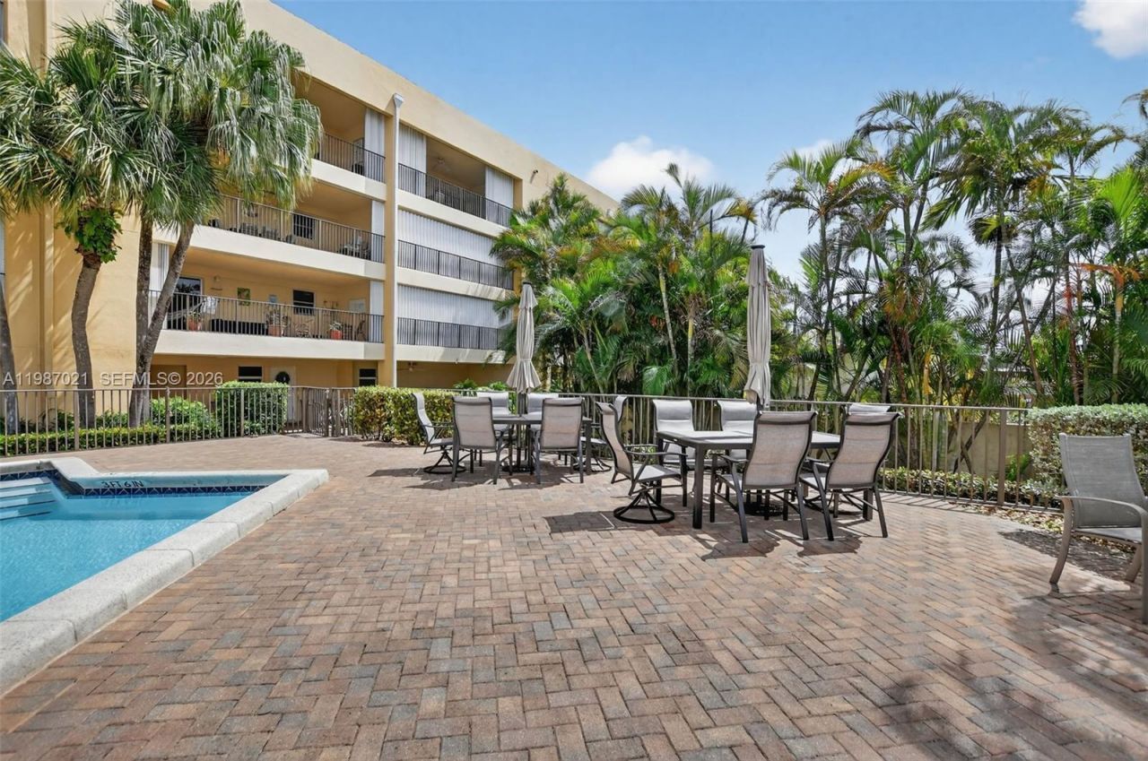 333 SE 20th Ave , Unit G2 (104), Deerfield Beach, FL 33441 Photo