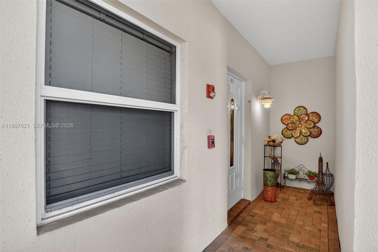 333 SE 20th Ave , Unit G2 (104), Deerfield Beach, FL 33441 Photo