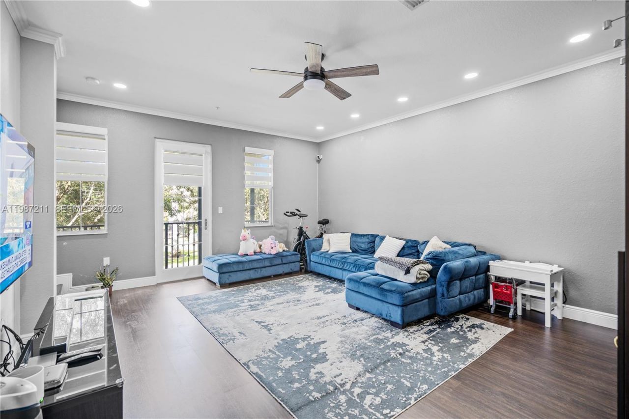 2559 SW 119th Ter, Miramar, FL 33025 Photo