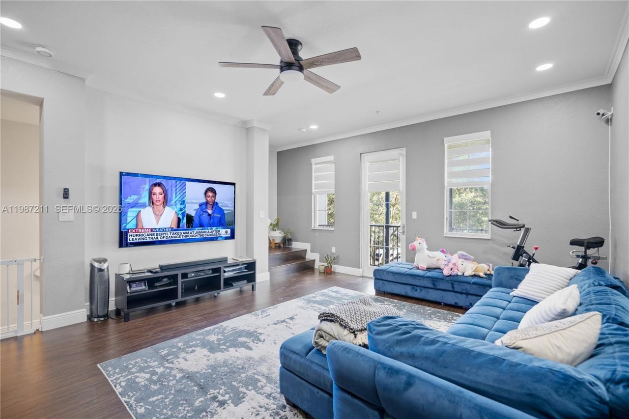 2559 SW 119th Ter, Miramar, FL 33025 Photo