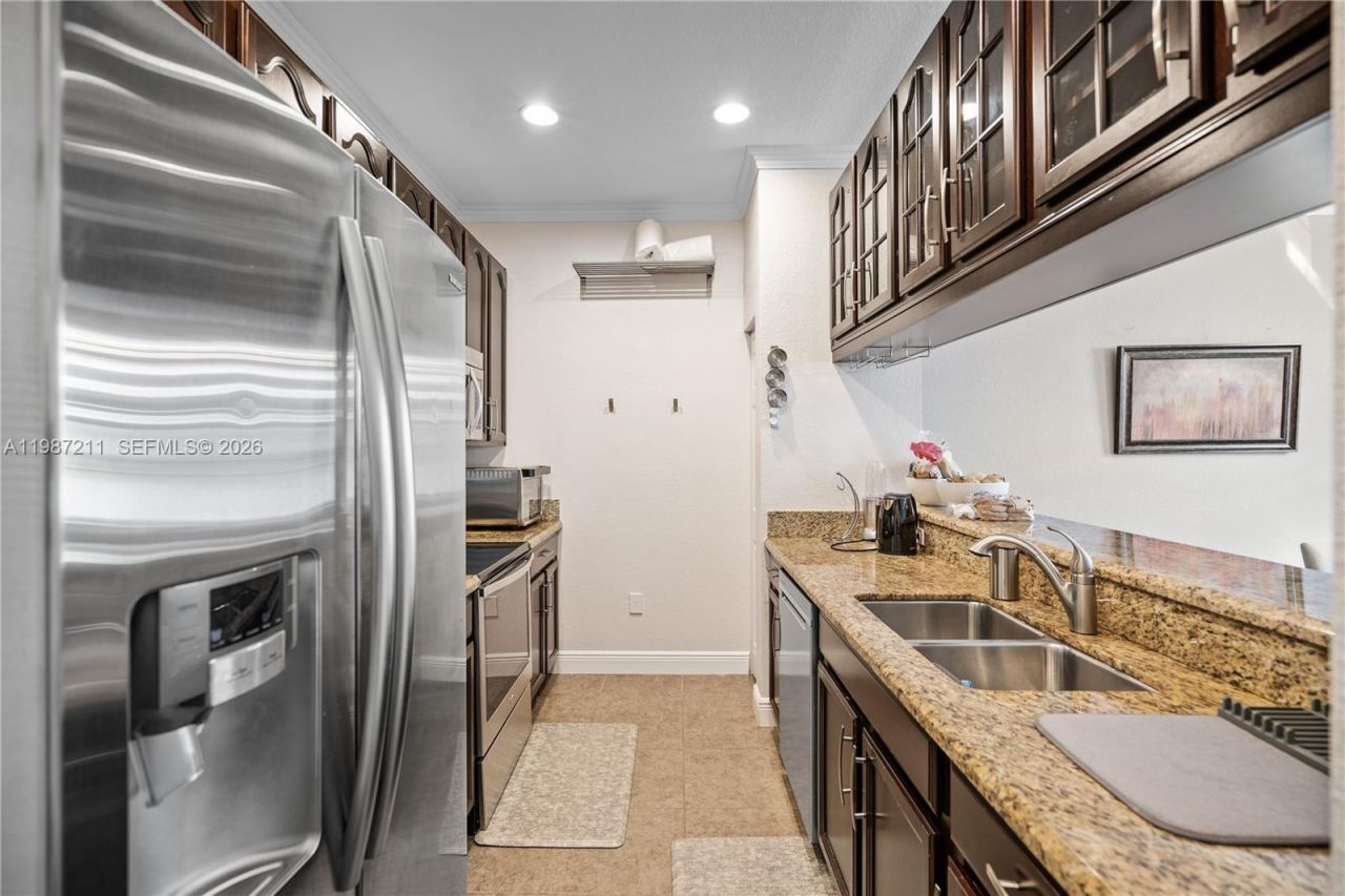 2559 SW 119th Ter, Miramar, FL 33025 Photo