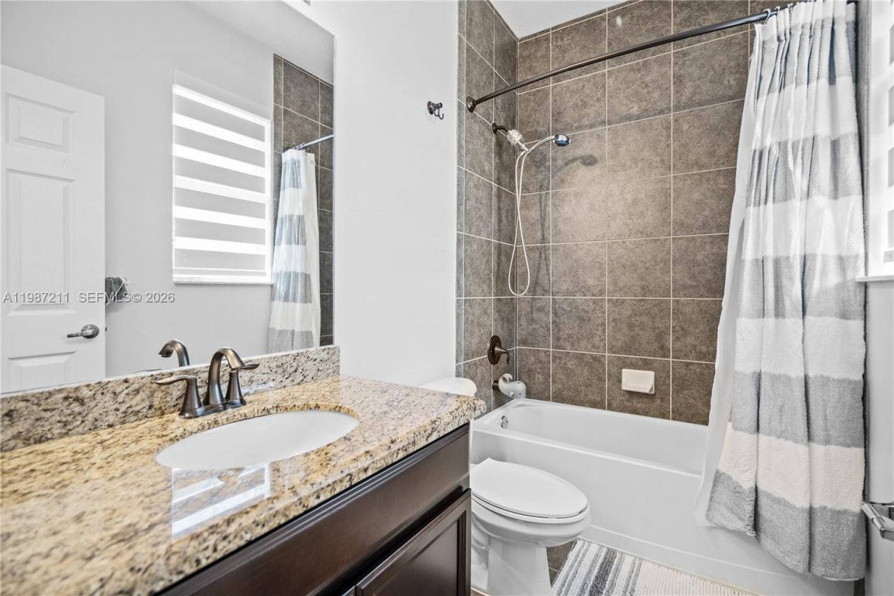 2559 SW 119th Ter, Miramar, FL 33025 Photo