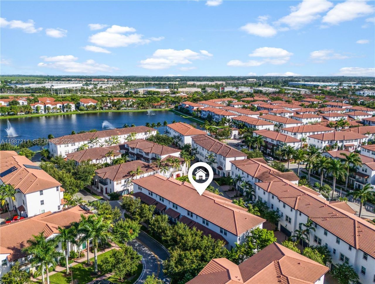 2559 SW 119th Ter, Miramar, FL 33025 Photo