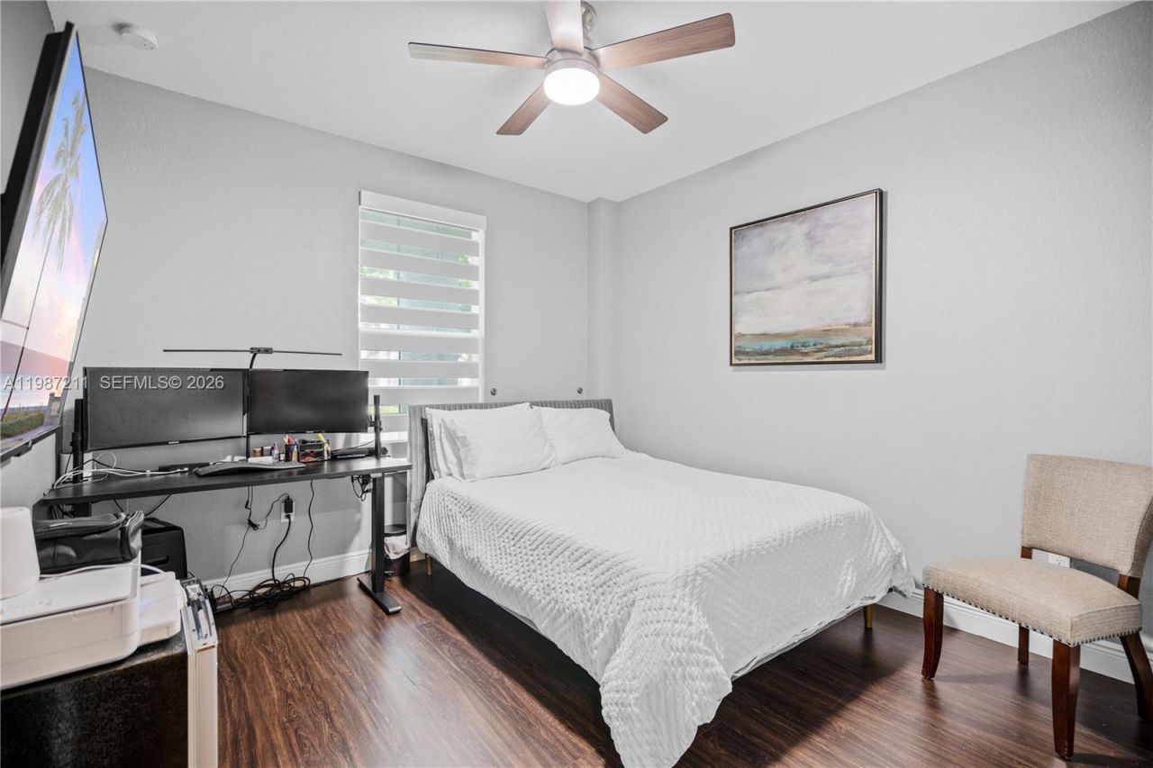 2559 SW 119th Ter, Miramar, FL 33025 Photo