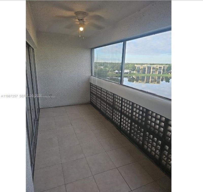 3301 Spanish Moss Ter, Unit 708, Lauderhill, FL 33319 Photo