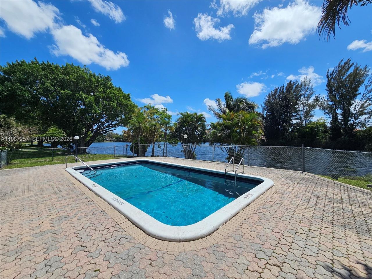 3301 Spanish Moss Ter, Unit 708, Lauderhill, FL 33319 Photo