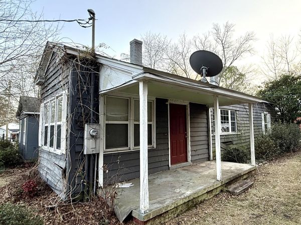 309 E Roseboro Street , Roseboro, NC 28382