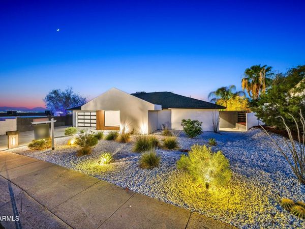 1955 E GREENWAY Road, Phoenix, AZ 85022