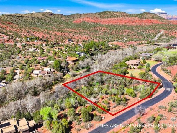 365 CROSS CREEK Circle, Unit 7, Sedona, AZ 86336