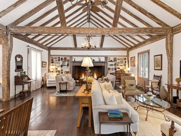 Unit Barn Owl C, Glen Head, NY 11545