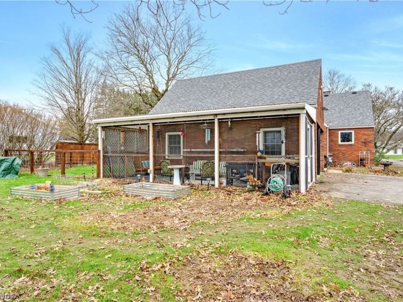 754 Fairfield Avenue , Columbiana, OH 44408 Photo 8