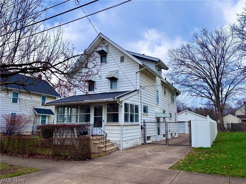 1211 California Avenue , Akron, OH 44314 Photo 2