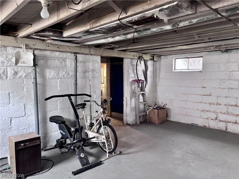 1211 California Avenue , Akron, OH 44314 Photo 33