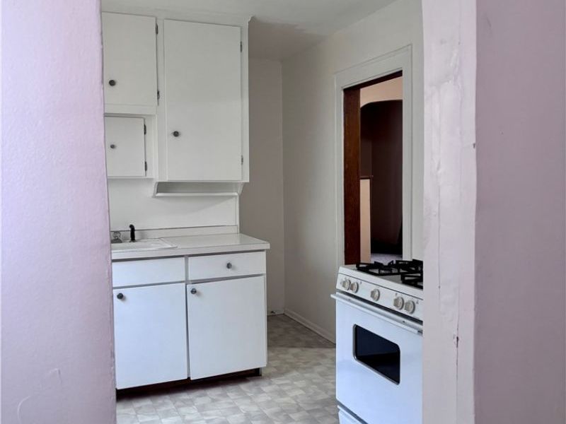 1211 California Avenue , Akron, OH 44314 Photo 6