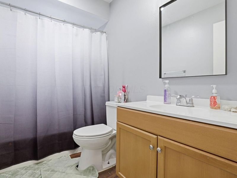 4909-4911 Karl Road , Columbus, OH 43229 Photo 25