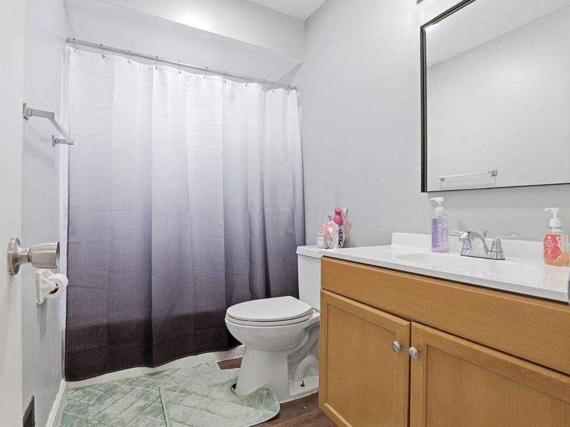 4909-4911 Karl Road , Columbus, OH 43229 Photo 26