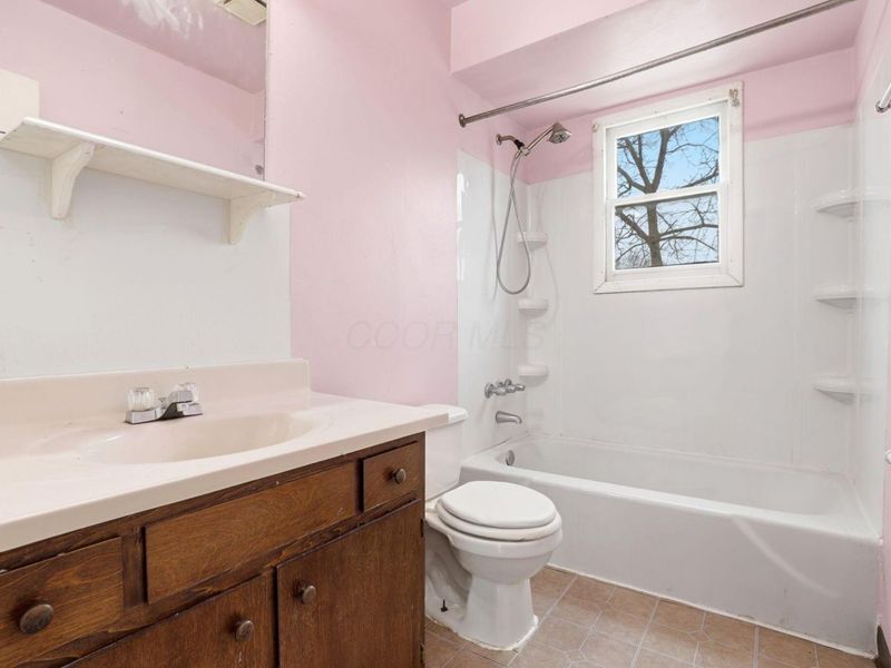 4909-4911 Karl Road , Columbus, OH 43229 Photo 46