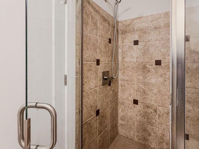 190 E Gay Street , Unit G8, Columbus, OH 43215 Photo 21