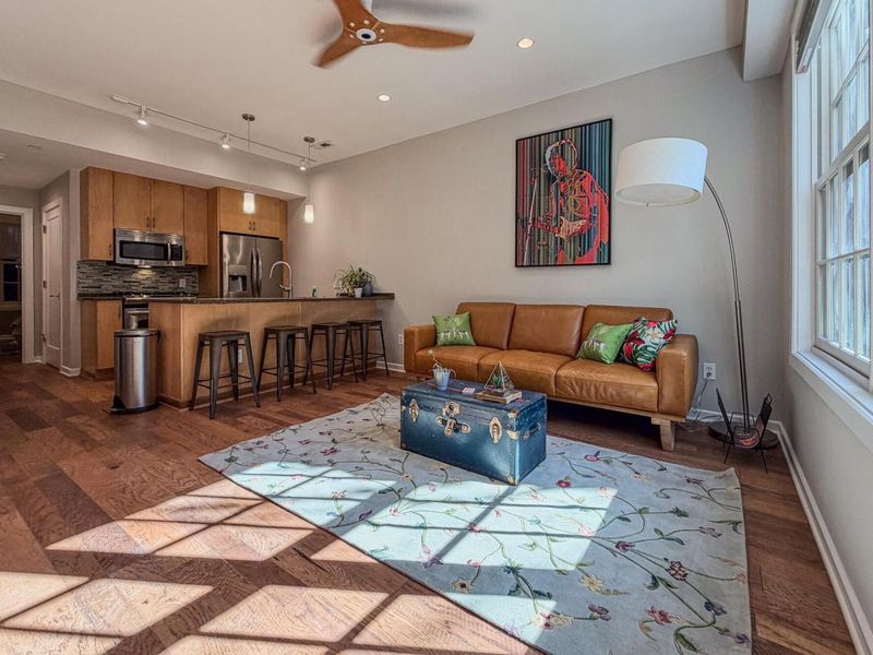 190 E Gay Street , Unit G8, Columbus, OH 43215 Photo 6