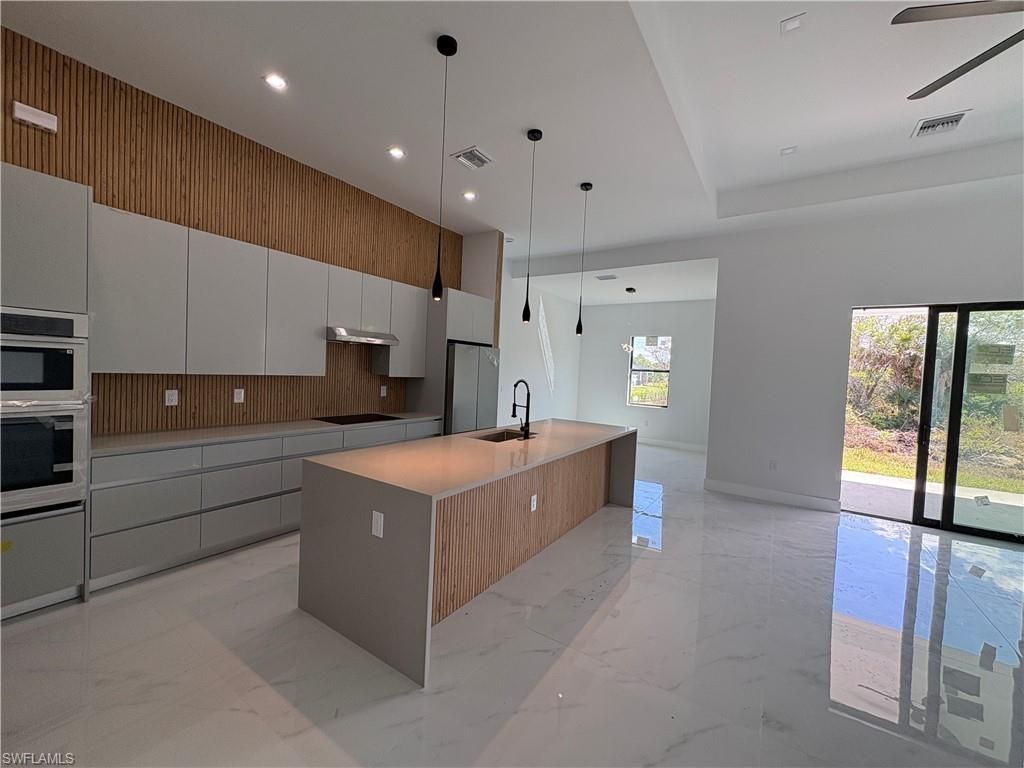 6186 Everglades Blvd N, Naples, FL 34120 Photo