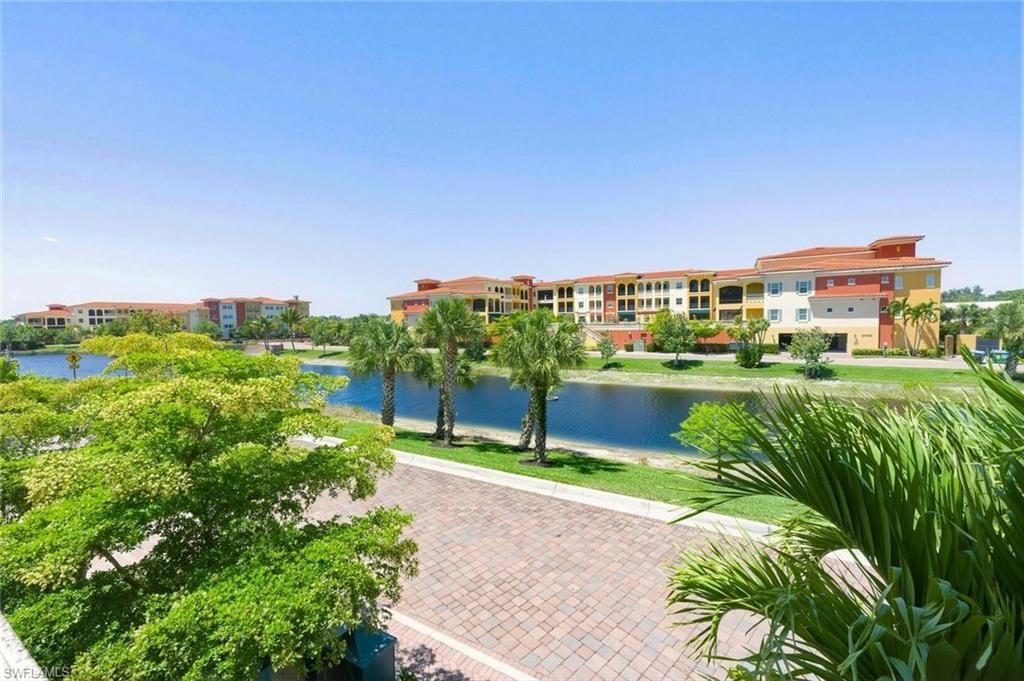 21490 Strada Nuova Cir, Unit 201, Estero, FL 33928 Photo