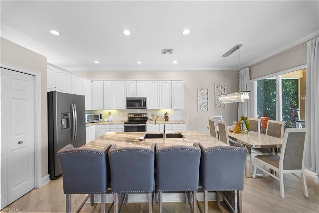 14321 Manchester Dr , Naples, FL 34114 Photo