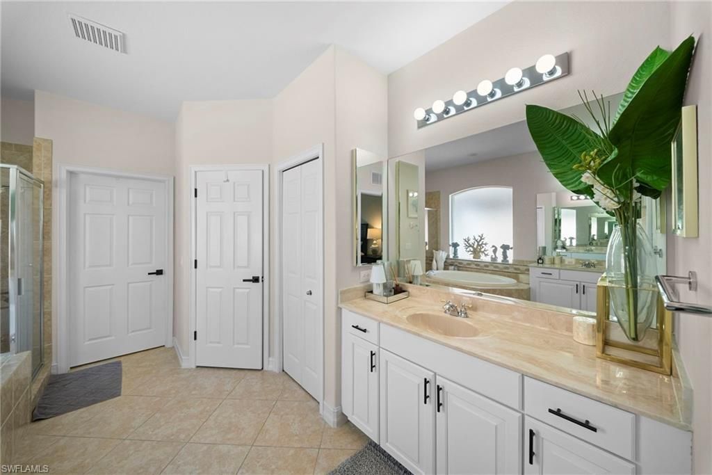 14321 Manchester Dr , Naples, FL 34114 Photo