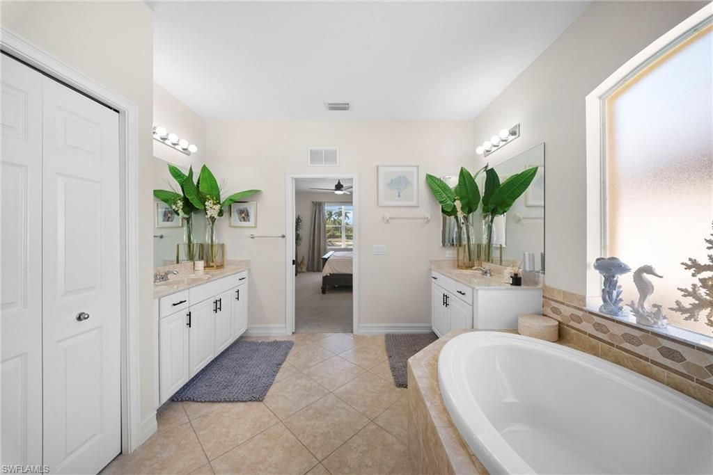 14321 Manchester Dr , Naples, FL 34114 Photo