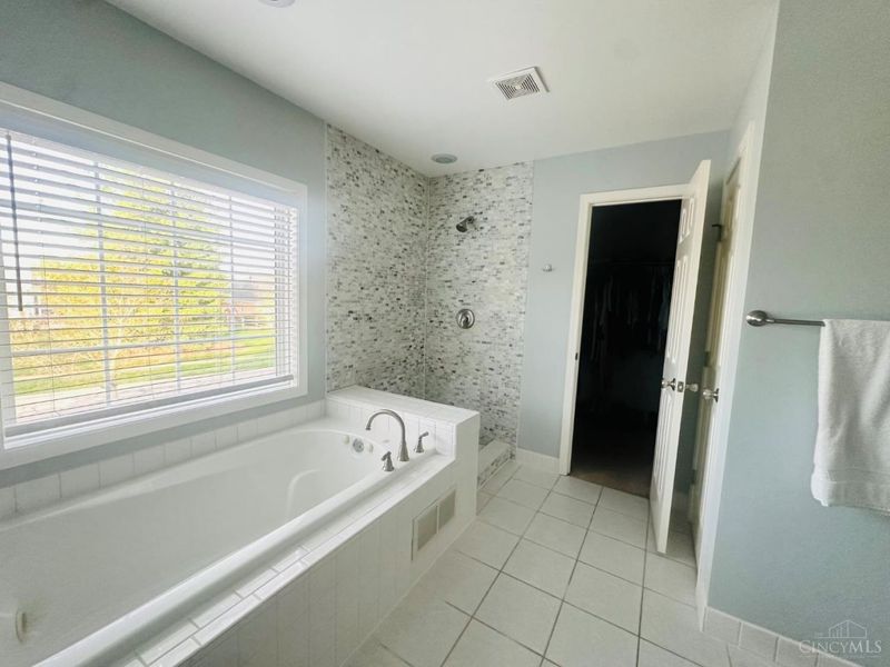 886 Augusta Boulevard, Miami Twp, OH 45140 Photo 22