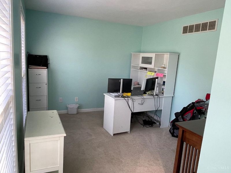 886 Augusta Boulevard, Miami Twp, OH 45140 Photo 5