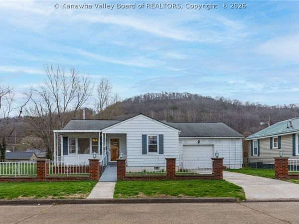 103 Washington Avenue, Nitro, WV 25143