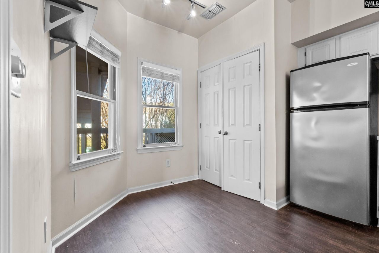 1850 Atlantic Drive Photo 13