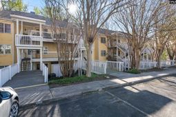 1850 Atlantic Drive photo 4