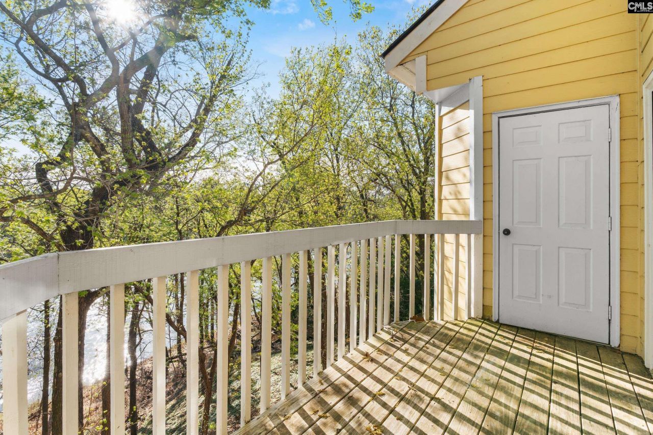 1850 Atlantic Drive Photo 36