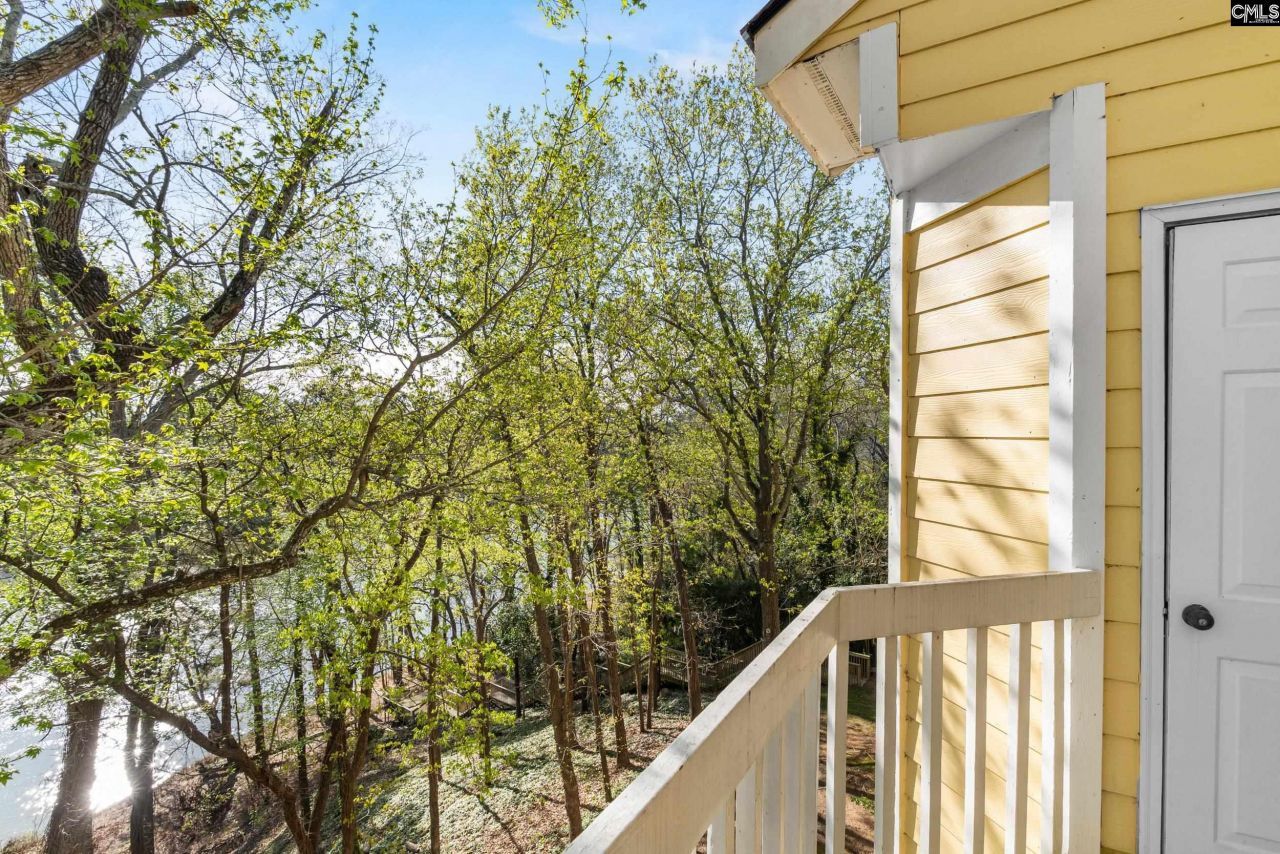 1850 Atlantic Drive Photo 37