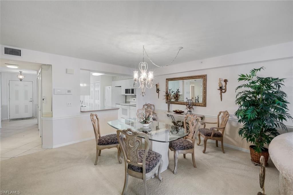 15495 Cedarwood Ln, Unit 204, Naples, FL 34110 Photo