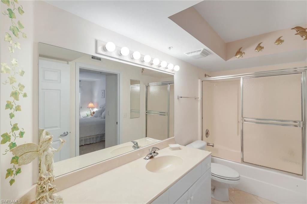 15495 Cedarwood Ln, Unit 204, Naples, FL 34110 Photo