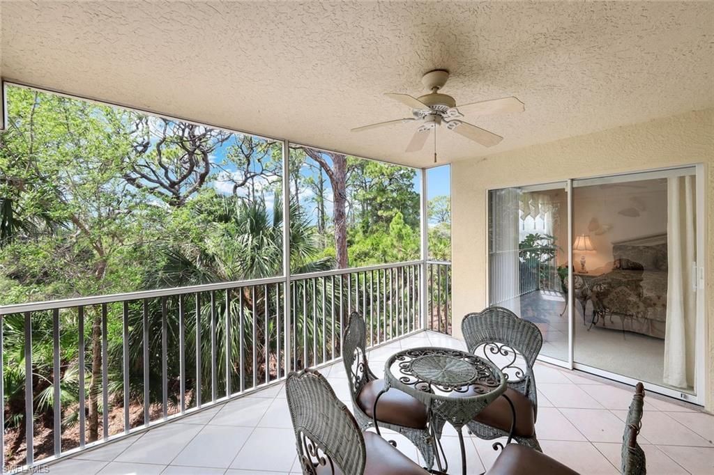 15495 Cedarwood Ln, Unit 204, Naples, FL 34110 Photo